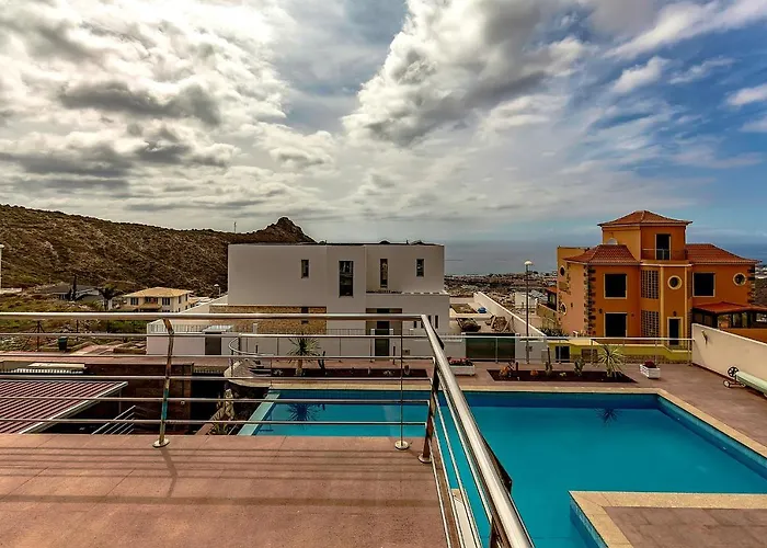 Josefina Vila Costa Adeje (Tenerife)